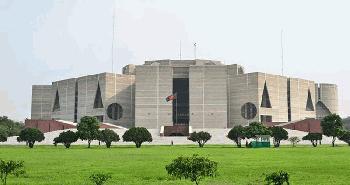 এক নজরে বাংলাদেশের ৫৩টি জাতীয় বাজেট