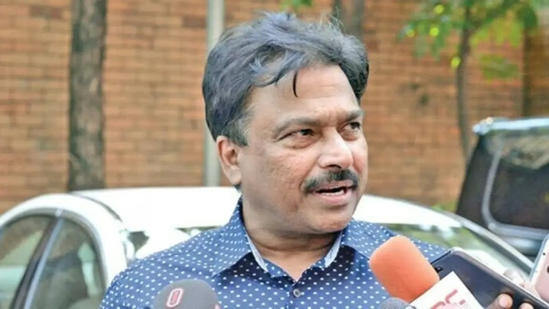 হাইকোর্টের কার্যতালিকা থেকে বাদ ফারুকের রিট