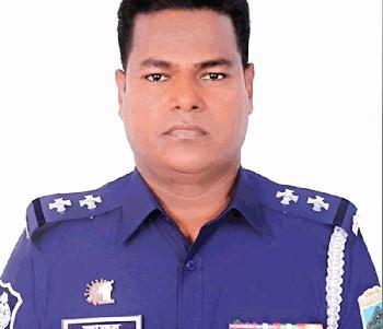 মামলা থেকে নাম বাদ দিতে ৫ লাখ টাকা চাইলেন এসআই