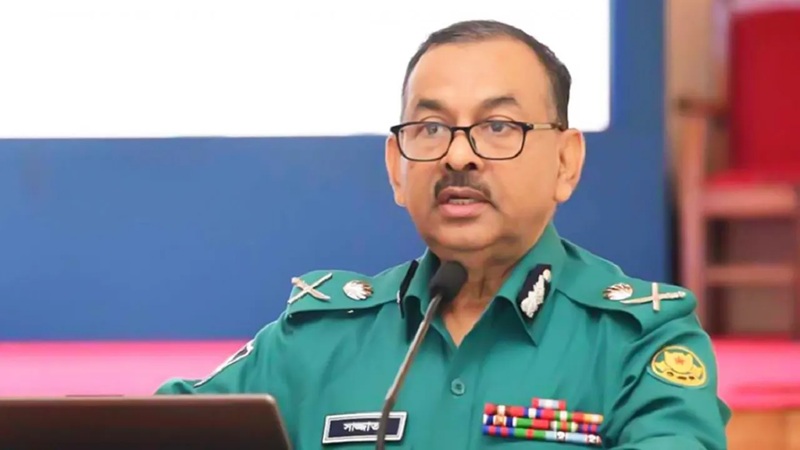 ঈদকে কেন্দ্র করে কোনো নিরাপত্তা ঝুঁকি নেই : ডিএমপি কমিশনার