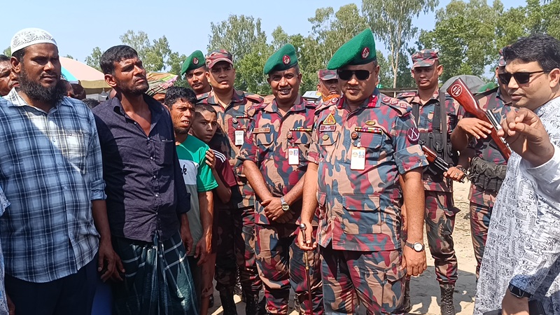 আইন শৃঙ্খলা পর্যবেক্ষন ও সীমান্ত দিয়ে পুশইন প্রতিরোধে কঠোর নজরদারি বৃদ্ধি করেছে বিজিবি