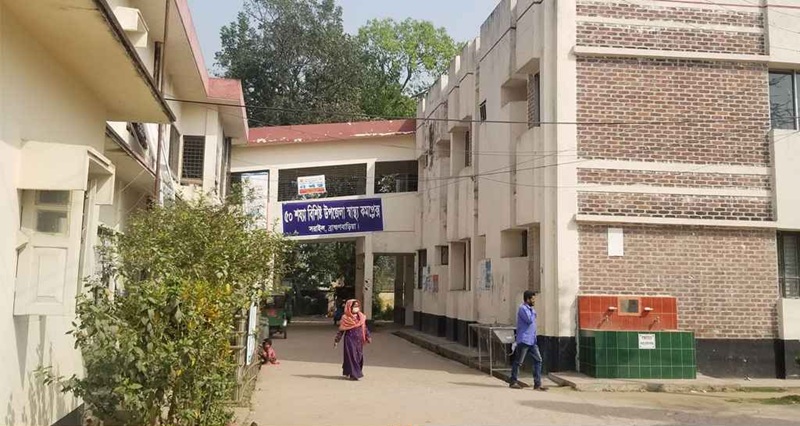 গলায় মাংসের হাড় আটকে যায় আসাদুল্লাহর, অতঃপর...