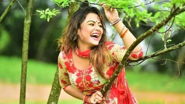 না ফেরার দেশে চিত্রনায়িকা তানিন সুবাহ