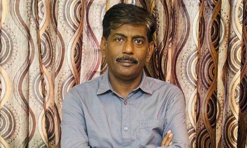 বিএনপি নেতা জয়ন্ত কুণ্ডুকে লক্ষ্য করে ৩ ককটেল নিক্ষেপ