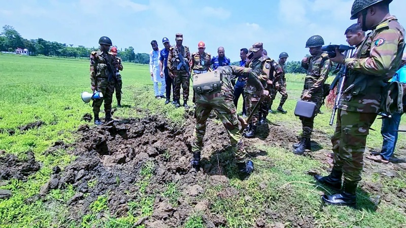 মরিচ ক্ষেতে মিলল ‘দ্বিতীয় বিশ্বযুদ্ধের’ গ্রেনেড
